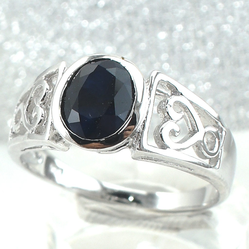 แหวนเงินแท้ราคาถูกชุบทองคำขาว ไพลินแท้ 1.55 กะรัต งานประณีตสวยงาม สั่งผลิตค่ะ