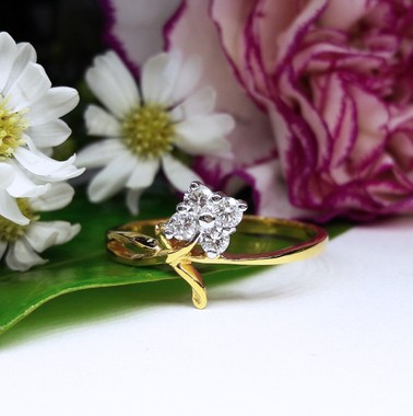 สั่งผลิตเพชรเบลเยี่ยมคัท แหวนแต่งงาน แหวนหมั้น ใส่เที่ยว ออกงาน แหวนทองคำ 18K เพชรแท้ 0.41 กะรัต 2.00 กรัม น้ำ 99 ราคาถูกมาก มีใบรับประกันค่ะ