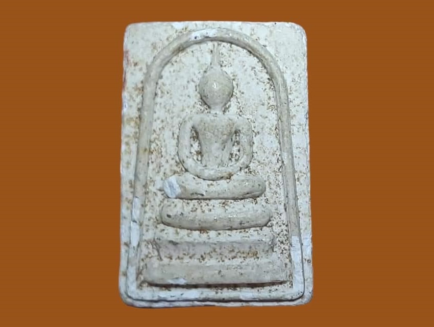 สมเด็จสันติสุข วัดป่าเก่า เนื้อผง ยันต์นะ