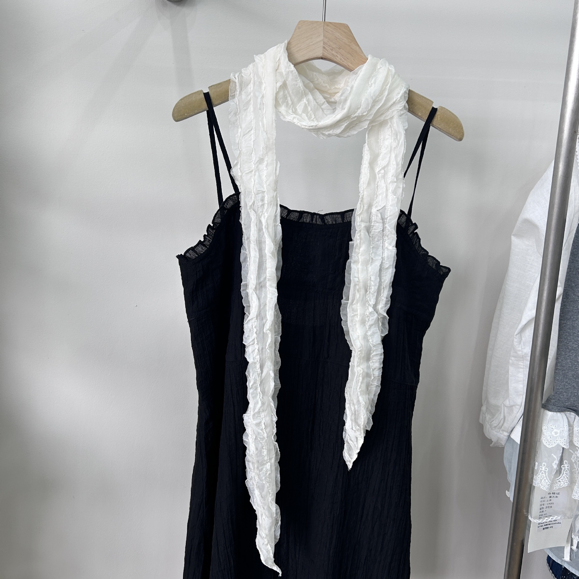 พร้อมส่งพร๊อพเสริม ผ้าผูกเอว คาดเอว Hip Scarf แฟชั่นเลื่อม พร้อมพู่และโซ่ คาดเอวสำหรับเต้นแจ๊ส-สตรีท สไตล์เน็ตไอดอล