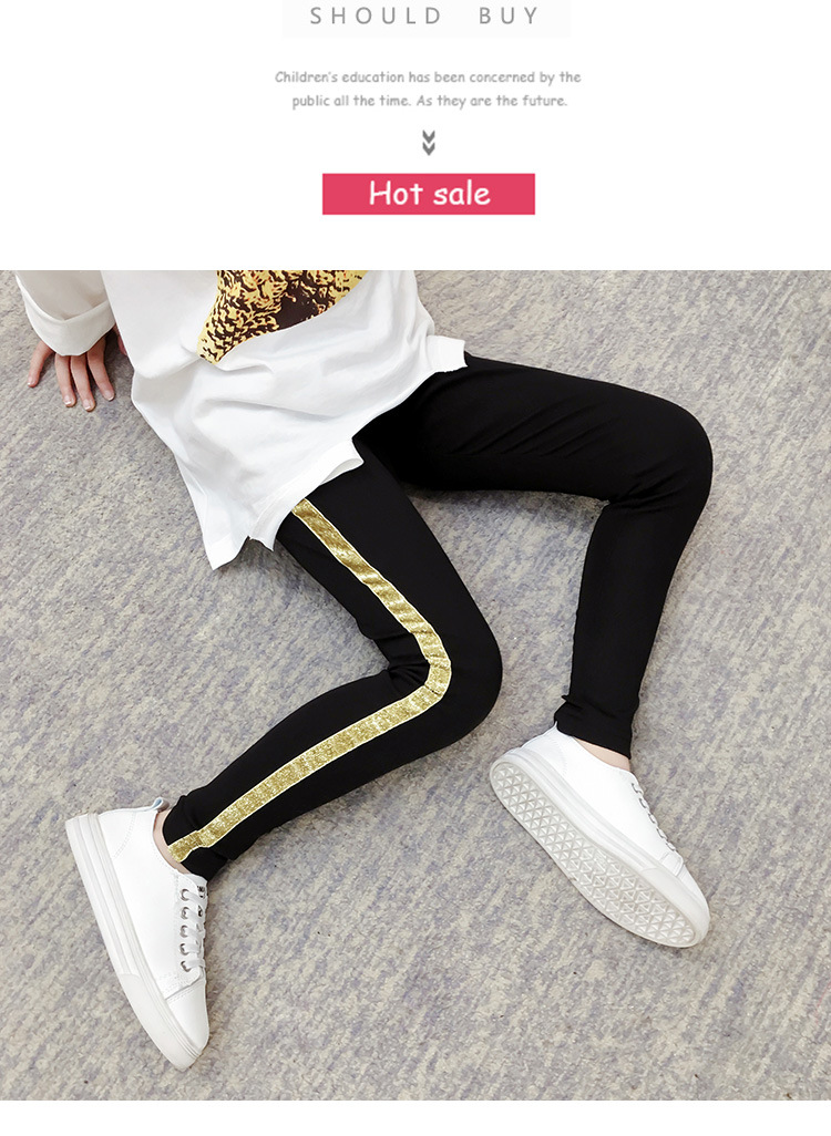 กางเกงเด็ก เลกกิ้งสีดำ แต่งแถบกลิตเตอร์