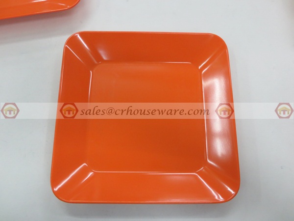 จานสี่เหลี่ยม 8 นิ้ว สีส้ม 017-P666-8