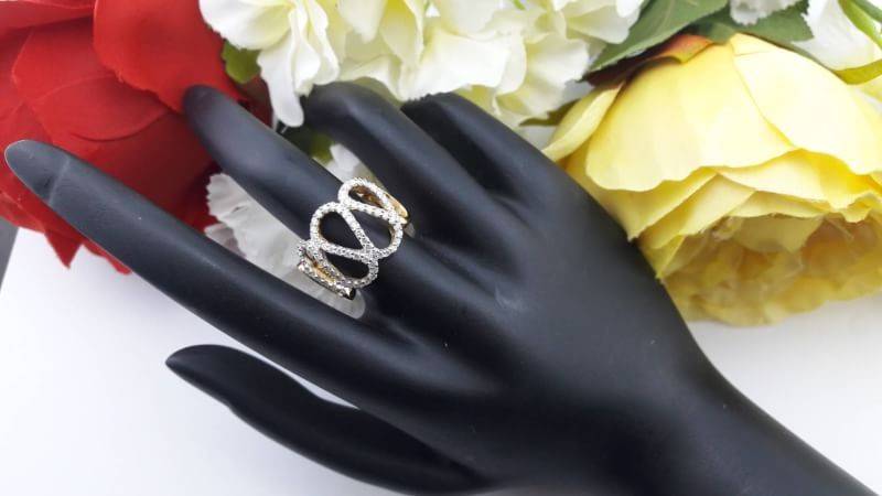 สั่งผลิตเพชรเบลเยี่ยมคัท แหวนแต่งงาน แหวนหมั้น ใส่เที่ยว ออกงาน แหวนทองคำ 18K เพชรแท้ 0.92 กะรัต 9.49 กรัม น้ำ 99 ราคาถูกมาก มีใบรับประกันค่ะ