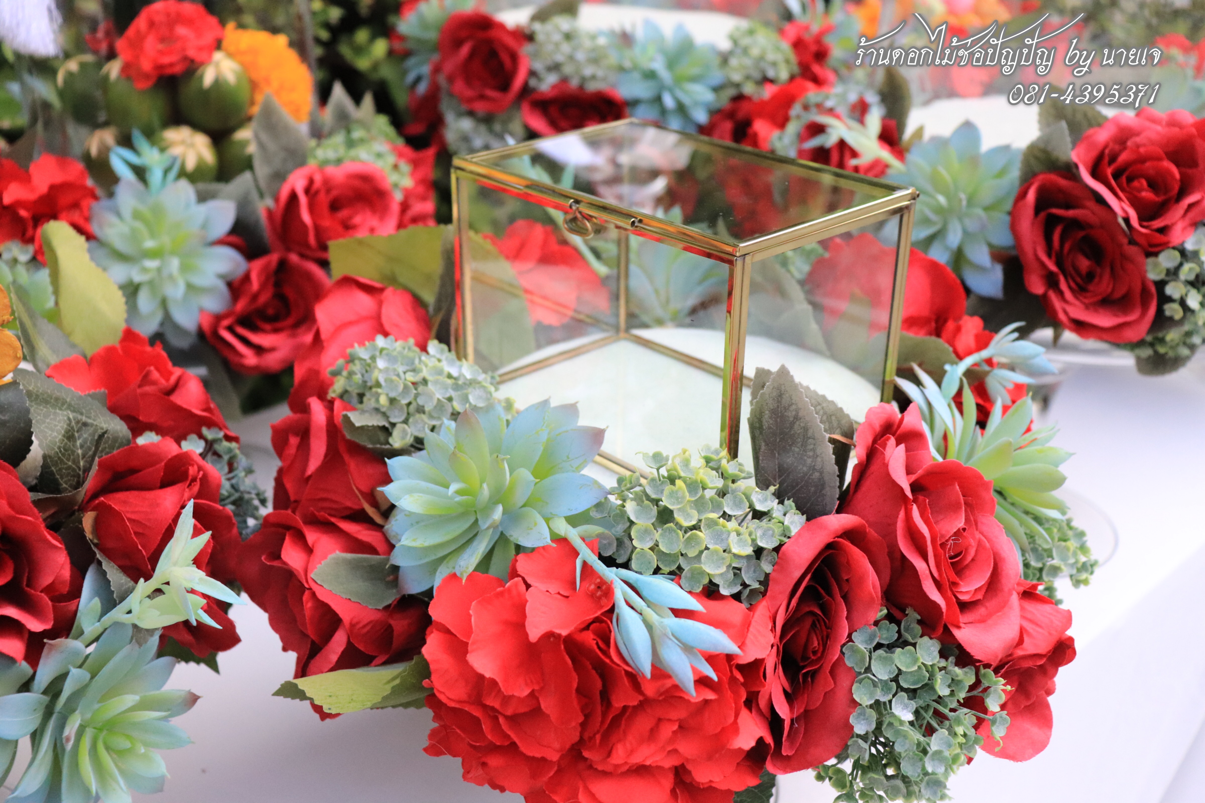 ขันหมากดอกไม้ประดิษฐ์สไตล์โมเดิร์น