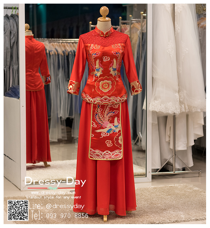 รหัส ชุดกี่เพ้า :KPL094 ชุดกี่เพ้าประยุกต์ สวยๆ พร้อมส่ง แบบยาว มีแขน ใส่เป็น ชุดพิธียกน้ำชา ชุดส่งตัวเจ้าสาว ชุดถ่ายพรีเวดดิ้งหรือชุดแต่งงานตามธรรมเนียมจีนโบราณ สวยหรูสง่า คุณภาพระดับห้องเสื้อชื่อดังแต่ราคาถูกกว่าเช่า