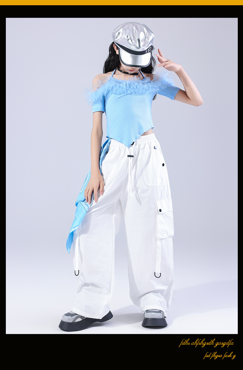 พร้อมส่ง ชุดเต้นเด็กผู้หญิง แฟชั่นเกาหลี สีฟ้าขาว สไตล์ K-pop ฮิปฮอป แขนเปิดไหล่ + กางเกงขาสั้น พร้อมปลอกขา