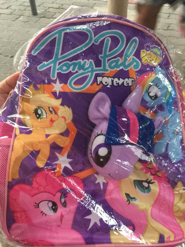 กระเป๋าเป้ ม้าโพนี่