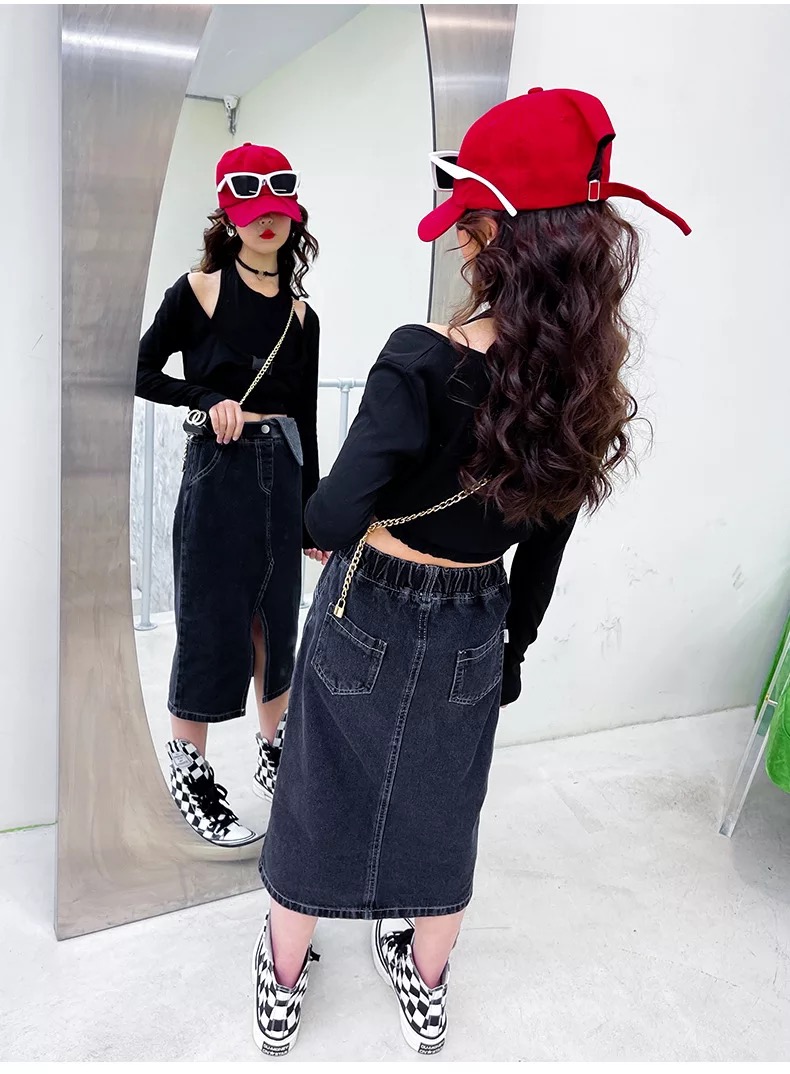 **เฉพาะเสื้อ**ชุดเต้น ฮิปฮอป เสื้อแขนยาว แขนคอไขว้ สีดำสลับดำ