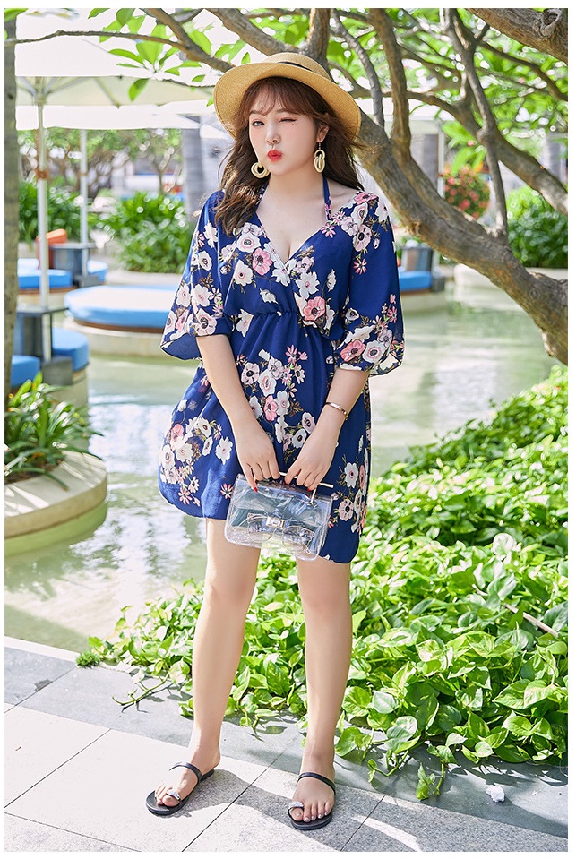 ชุดว่ายน้ำคนอ้วน5xl เซต 3 ชิ้น รอบอก 40-46 ด้านหลังผูก รอบเอว 36-42 สะโพก44-52 นิ้ว ตัวนอก อก 50 นิ้วค่ะ