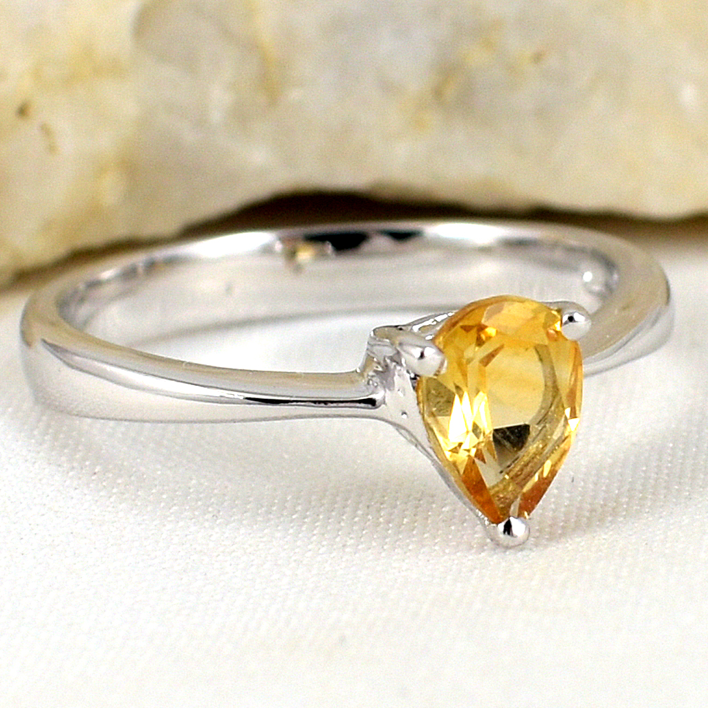 แหวนเงินแท้ราคาถูกชุบทองคำขาว ซิทรินแท้ 0.80 กะรัต งานประณีตสวยงาม สั่งผลิตค่ะ