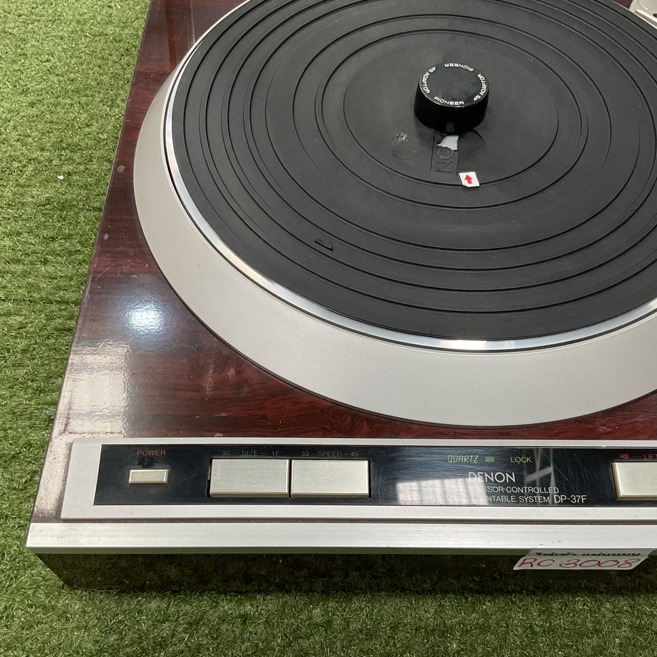 เครื่องเล่นแผ่นเสียง DENON : DP-37F