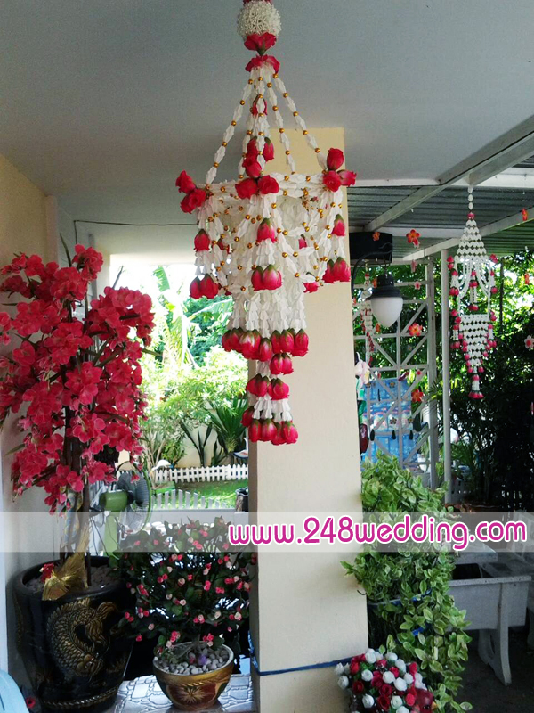 โคมแขวนดอกรักระย้า (ทรงพุ่มยาว)