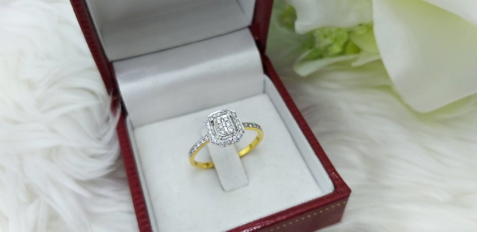 สั่งผลิตเพชรเบลเยี่ยมคัท แหวนแต่งงาน แหวนหมั้น ใส่เที่ยว ออกงาน แหวนทองคำ 18K เพชรแท้ 0.28 กะรัต 1.87 กรัม น้ำ 99 ราคาถูกมาก มีใบรับประกันค่ะ