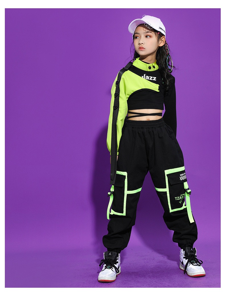 ชุดเต้น ชุดแดนซ์ ฮิปฮอป สีนีออน เสื้อสีดำ กางกงดำ