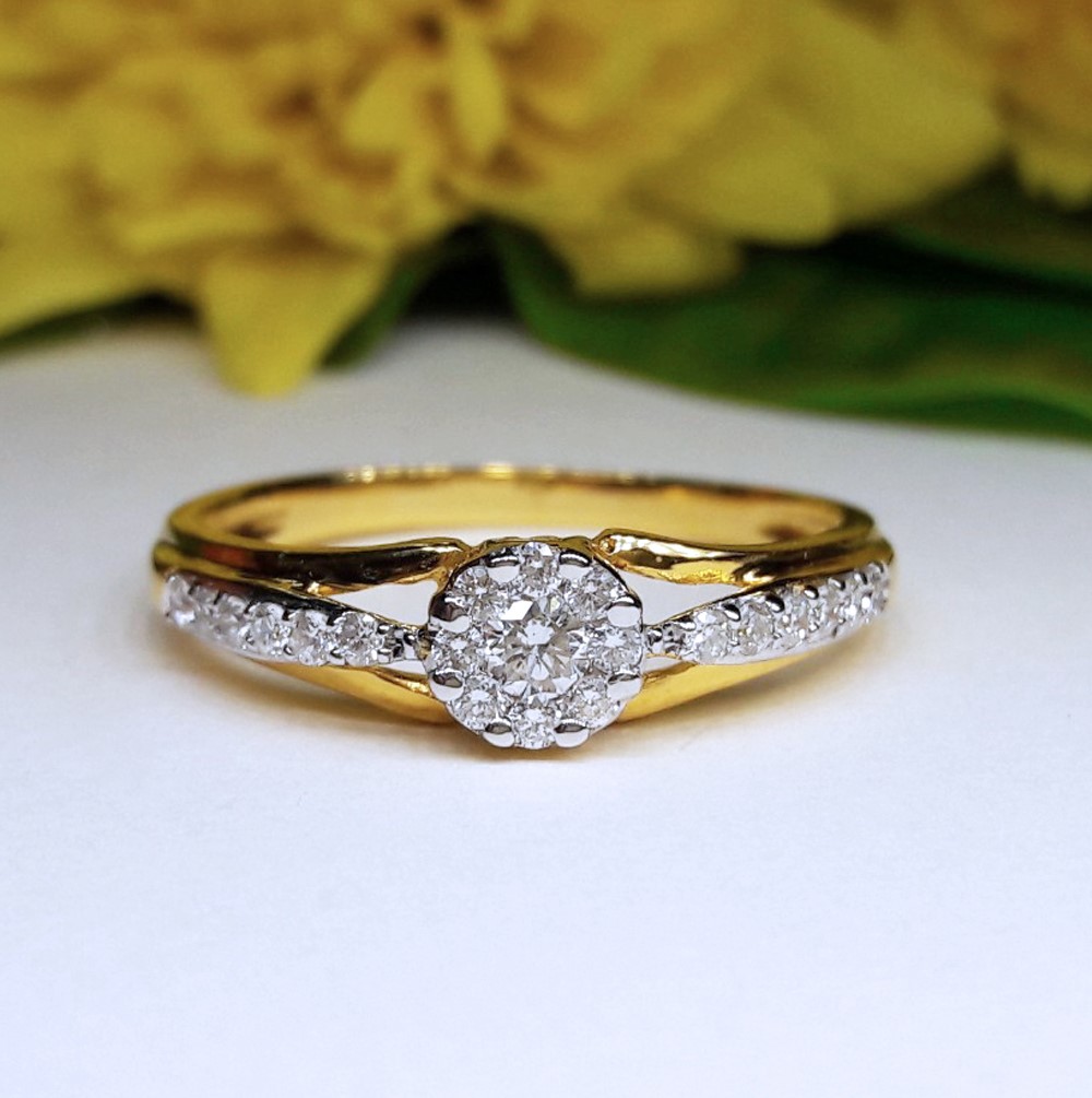 สั่งผลิตเพชรเบลเยี่ยมคัท แหวนแต่งงาน แหวนหมั้น ใส่เที่ยว ออกงาน แหวนทองคำ 18K เพชรแท้ 0.25 กะรัต 2.46 กรัม น้ำ 99 ราคาถูกมาก มีใบรับประกันค่ะ