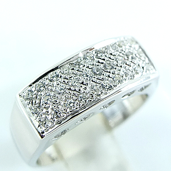 แหวนเงินแท้ราคาถูกชุบทองคำขาว เพชรCZแท้ 0.30 กะรัต งานประณีตสวยงาม สั่งผลิตค่ะ