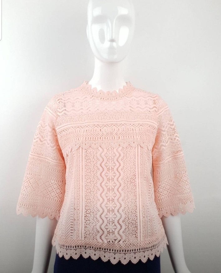 เสื้อลูกไม้ ลูกไม้ที่ถักทออย่าปราณีต ลายเสื้อลูกไม้ที่สวยงาม ทรงสวยสาวๆใส่ได้แบรนด์พิ้งบูติค