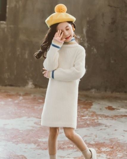 ชุดเดรสไหมพรมแขนยาว สีดำ