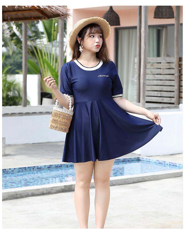 ชุดว่ายน้ำเซต2ชิ้น 9xl ชุด+ขาสั้น รอบอก54-62 เอว46-56สะโพก56-64 ยาว 37 นิ้วค่ะ ผ้าดี งานสวยมากค่ะ