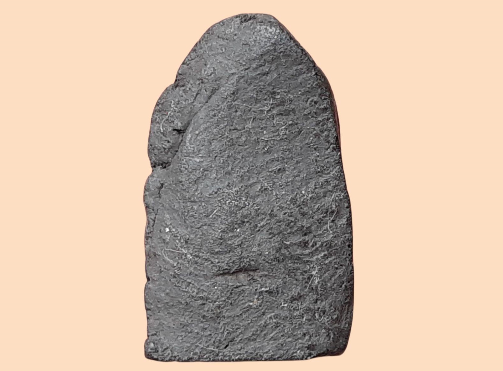 พระอม หลวงพ่อหอม วัดบางเตยกลาง ปทุมธานี เนื้อดิน ปี 2484 พิมพ์ 5 เหลี่ยมจิ๋ว สมาธิ