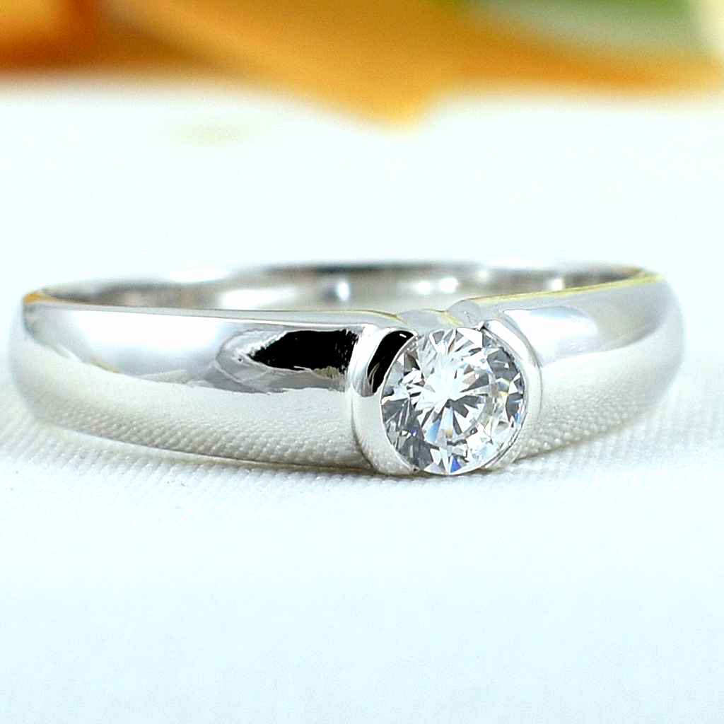 แหวนเงินแท้ราคาถูกชุบทองคำขาว เพชรCZแท้ 0.25 กะรัต งานประณีตสวยงาม สั่งผลิตค่ะ