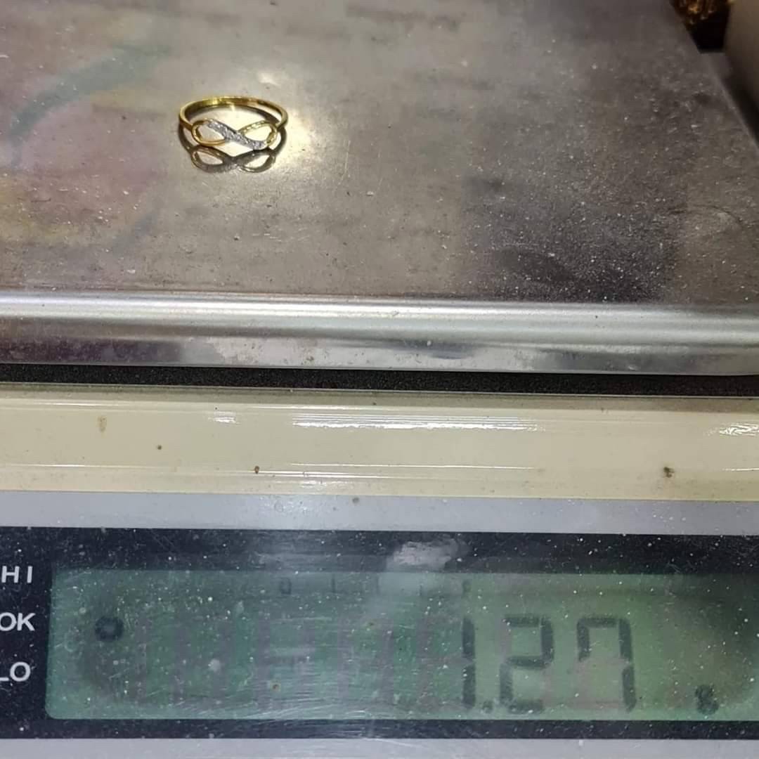 พร้อมส่งและสั่งผลิตแหวนเพชรแท้Infinity ใส่แล้วมหาเฮง แหวนแต่งงาน แหวนหมั้น ใส่เที่ยว ออกงาน แหวนทองคำ 9K เพชรกุหลาบแท้ 0.05 กะรัต 7 เม็ด ราคาถูกมาก ส่งฟรี