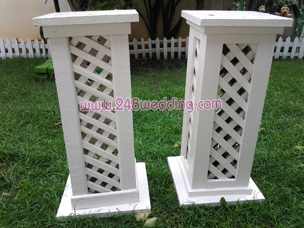 ให้เช่าขาตั้งดอกไม้ (ไม้ลายตาราง)