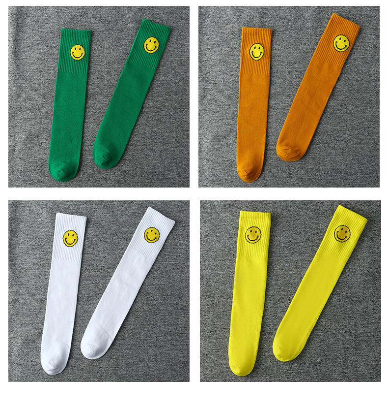 พร้อมส่ง ถุงเท้า แบบยาว ใส่เต้น การแสดง กันหนาว ลายอมยิ้ม/ลายตัว M