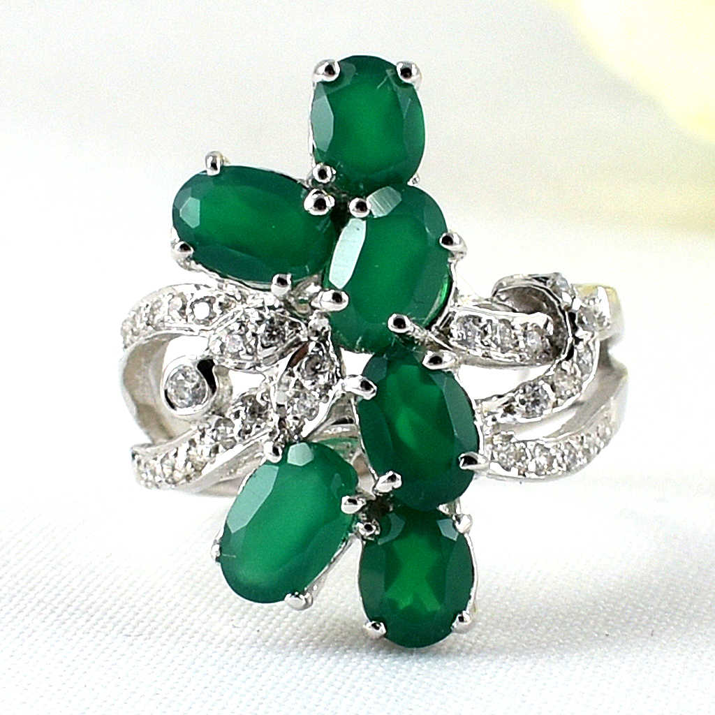 แหวนเงินแท้ราคาถูกชุบทองคำขาว พลอยแท้กรีนอะเกท 2.60 กะรัต เพชรCZ 0.225 กะรัต งานประณีตสวยงาม สั่งผลิตค่ะ