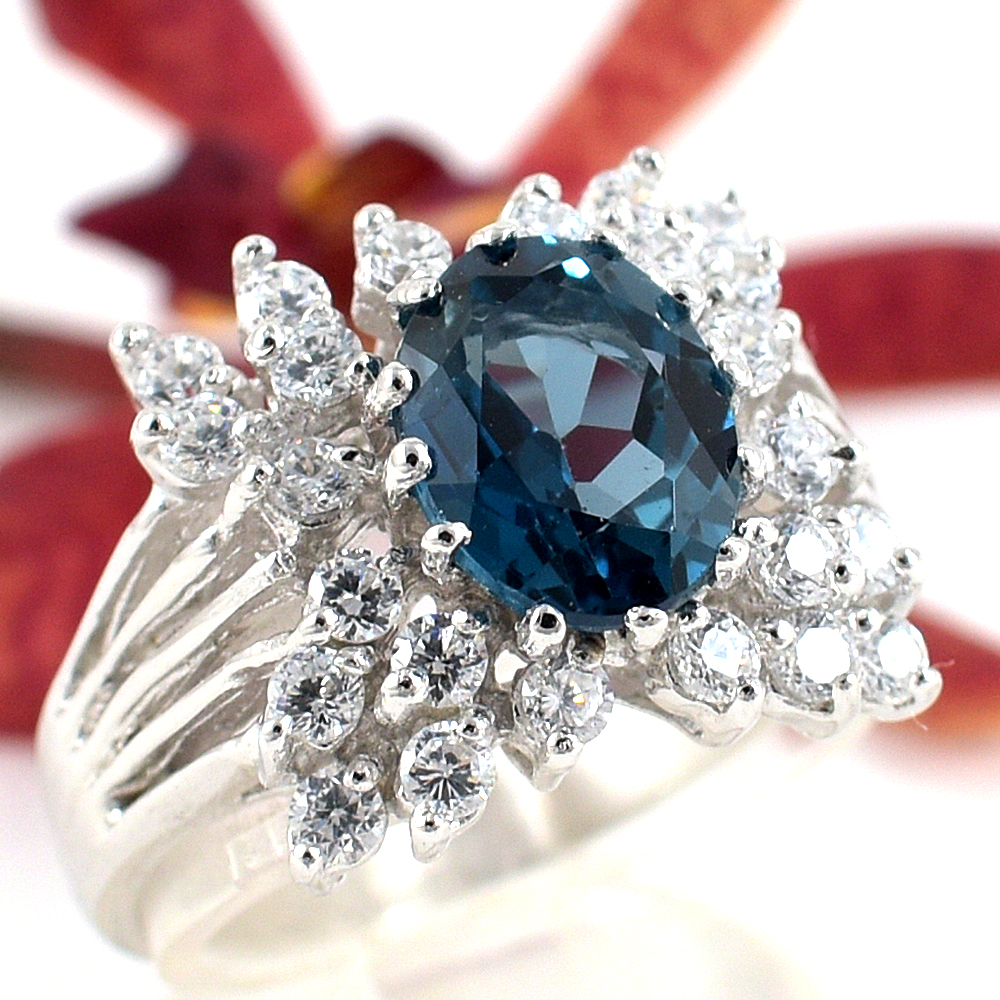 แหวนเงินแท้ราคาถูกชุบทองคำขาว ลอนดอนบลูโทปาซแท้ 2.25 กะรัต เพชรCZ 0.72 กะรัต งานประณีตสวยงาม สั่งผลิตค่ะ