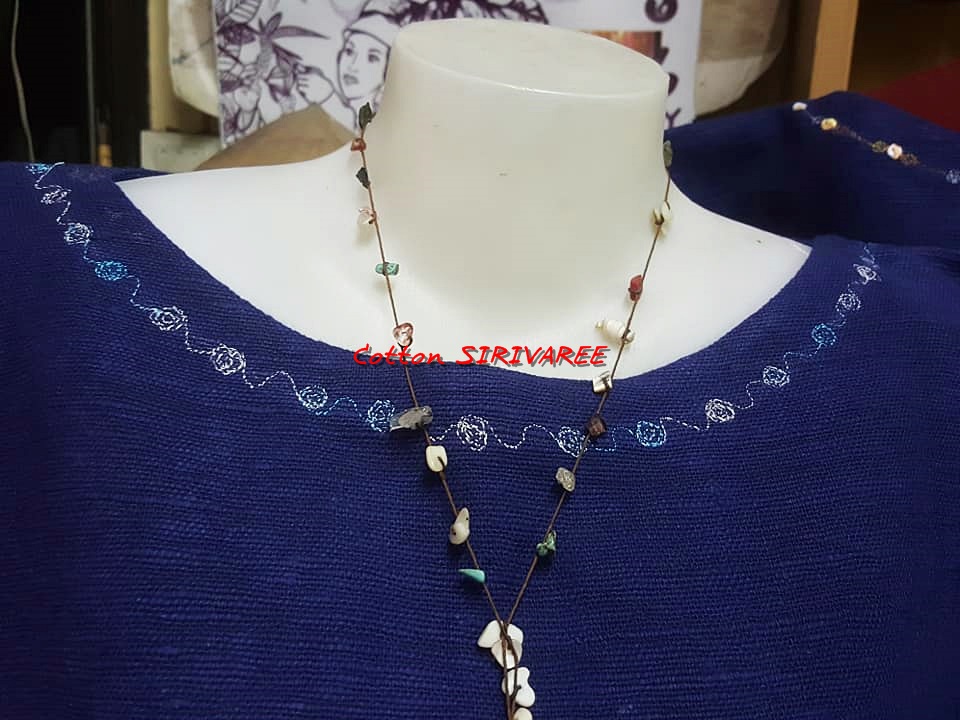 SIRIVAREE,SIVA Thai Cotton 100%, Polo shirt and hand embroidery By Cotton SIRIVAREE Top Thai Brand White, black ,blue ,the sugar L,XL