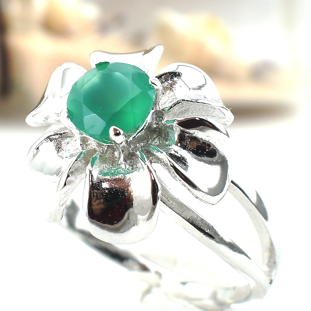 แหวนเงินแท้ราคาถูกชุบทองคำขาว พลอยแท้กรีนอะเกท 0.55 กะรัต งานประณีตสวยงาม สั่งผลิตค่ะ