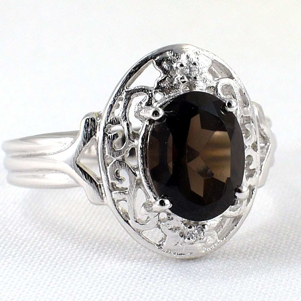 แหวนเงินแท้ราคาถูกชุบทองคำขาว พลอยแท้สโมกกี้ควอทซ์ 2.25 กะรัต เพชรCZ 0.02 กะรัต งานประณีตสวยงาม สั่งผลิตค่ะ