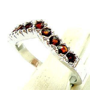 แหวนเงินแท้ราคาถูกชุบทองคำขาว โกเมนแท้ 0.54 กะรัต งานประณีตสวยงาม สั่งผลิตค่ะ