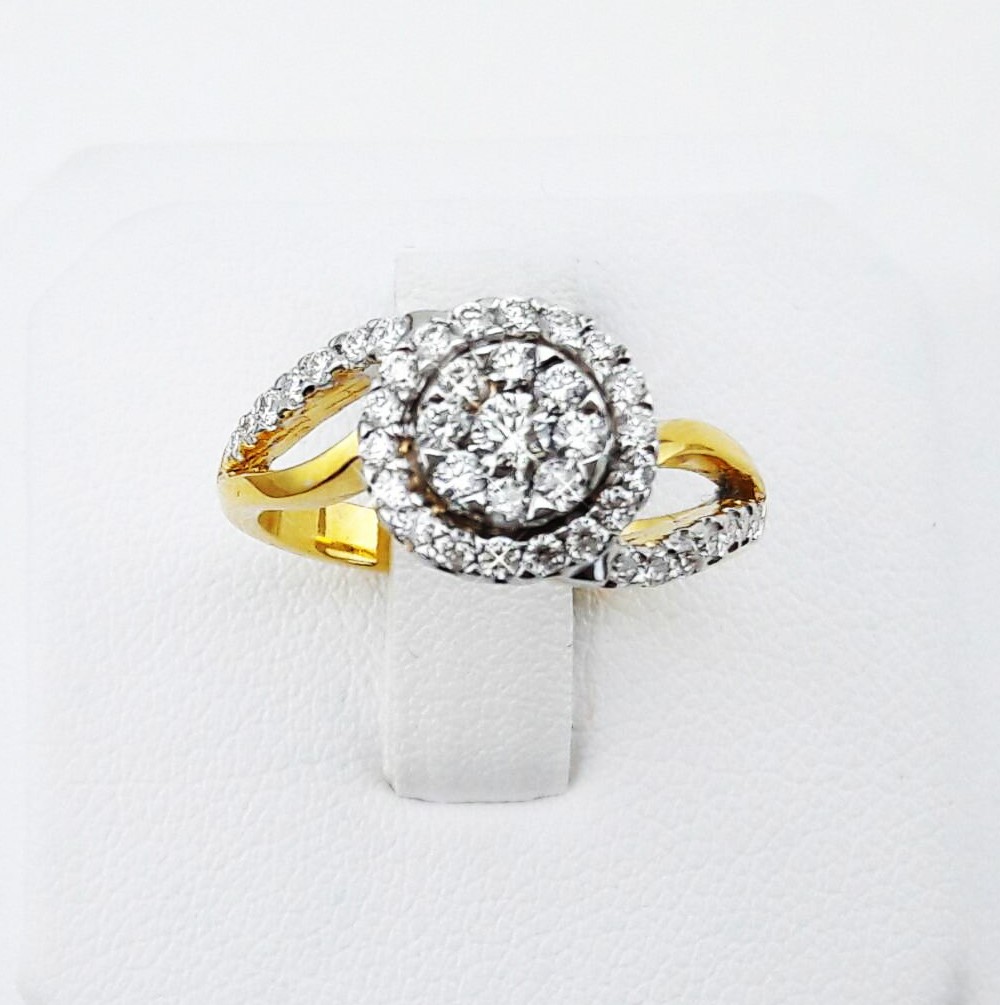 สั่งผลิตเพชรเบลเยี่ยมคัท แหวนแต่งงาน แหวนหมั้น ใส่เที่ยว ออกงาน แหวนทองคำ 18K เพชรแท้ 0.57 กะรัต 4.70 กรัม น้ำ 99 ราคาถูกมาก มีใบรับประกันค่ะ