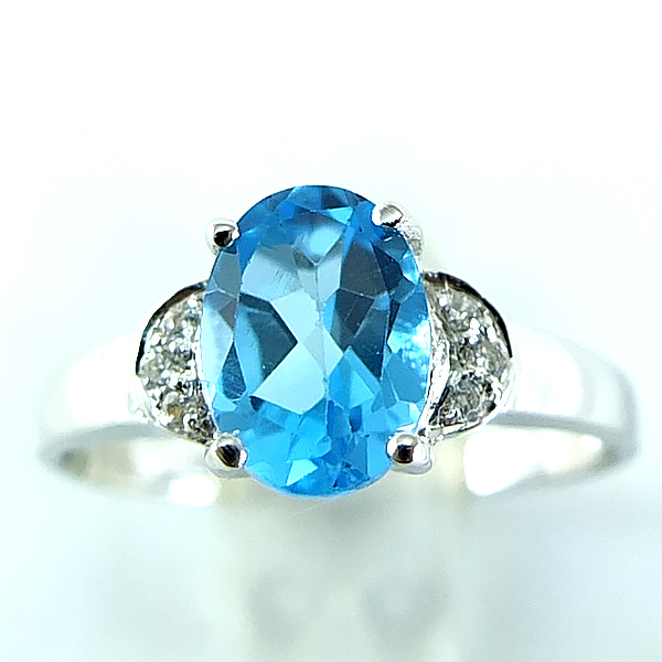 แหวนเงินแท้ราคาถูกชุบทองคำขาว สวิสบลูโทปาซแท้ 1.60 กะรัต เพชรCZ 0.048 กะรัต งานประณีตสวยงาม สั่งผลิตค่ะ