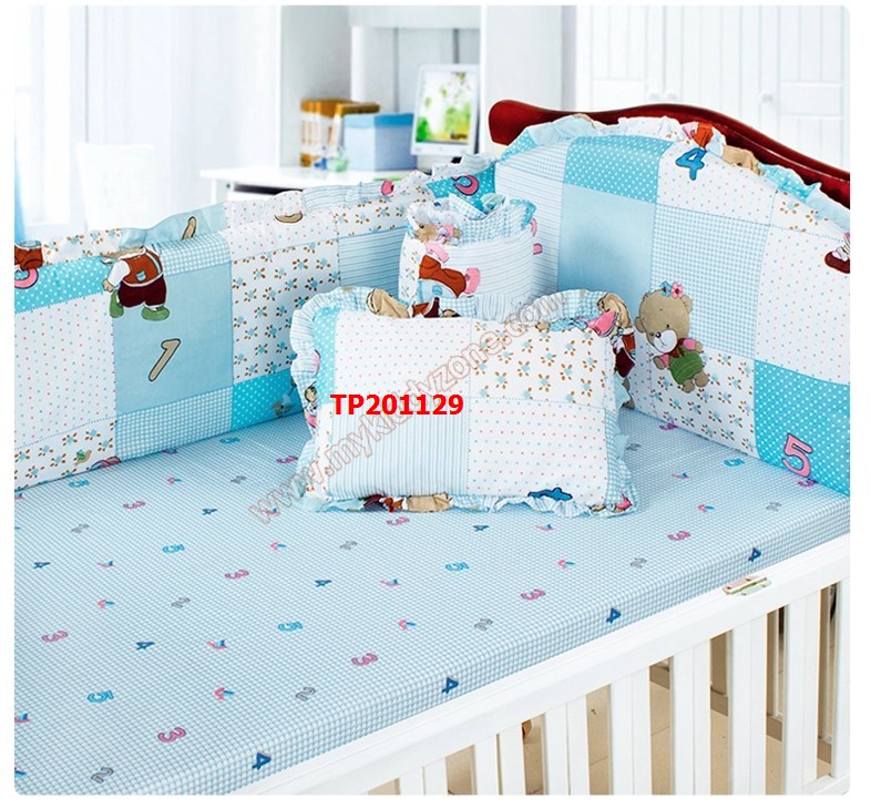 TP201125 ชุดเบาะกันกระแทกผ้าปูนอน 6ชิ้น ลาย Miracle Zoo สีขาว