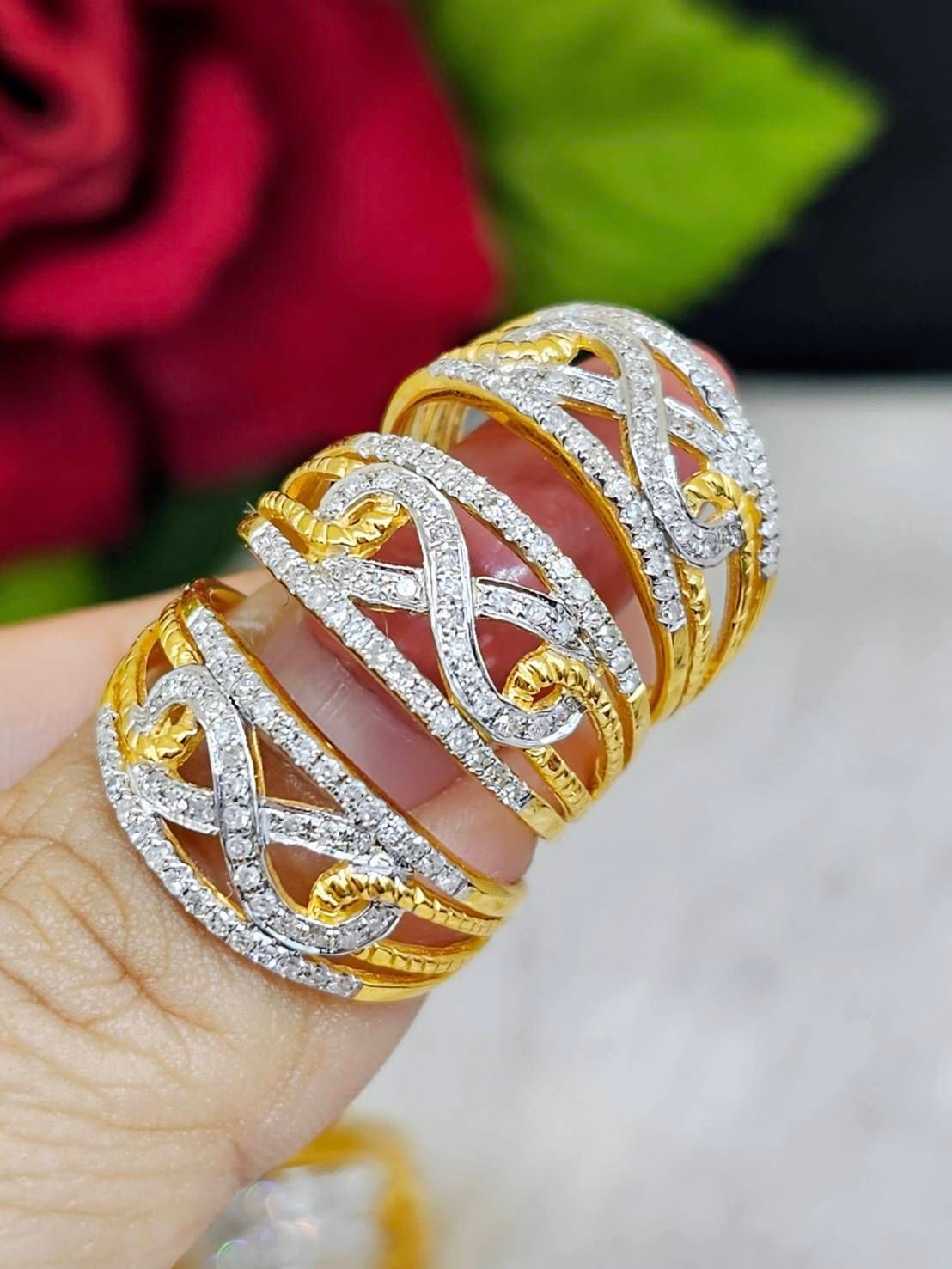 พร้อมส่งและสั่งผลิตแหวนเพชรอินฟินิตี้แถวข้าง แหวนแต่งงาน แหวนหมั้น ใส่เที่ยว ออกงาน แหวนทองคำ 9K เพชรกุหลาบแท้ 0.26 กะรัต 51 เม็ด ราคาถูกมาก ส่งฟรี