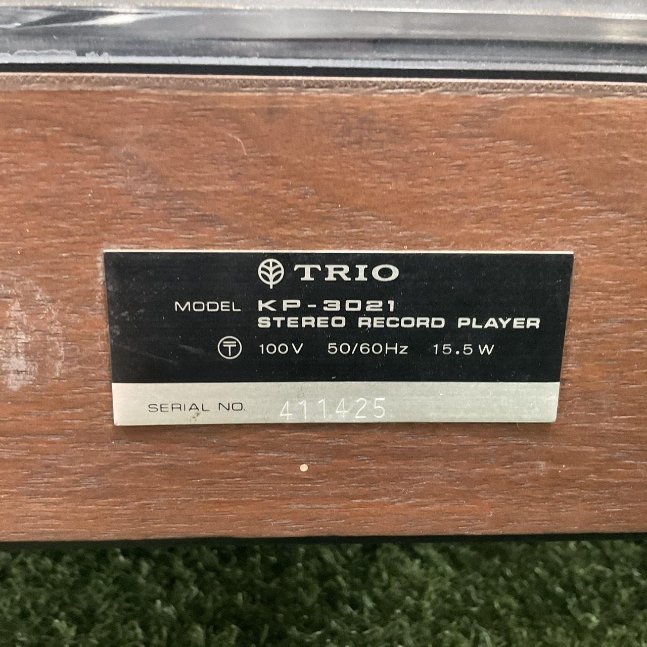 เครื่องเล่นแผ่นเสียง TRIO : KP-3021