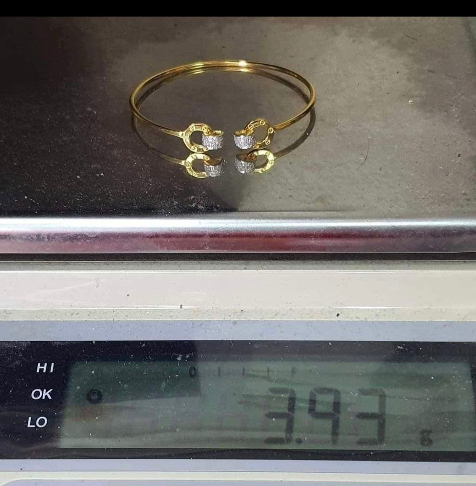 พร้อมส่งและสั่งผลิตกำไลทองเพชรแท้แบรนด์หรู แต่งงาน หมั้น ใส่เที่ยว ออกงาน ทองคำ 9K เพชรกุหลาบแท้ 0.16 กะรัต 48 เม็ด ราคาถูกมาก ส่งฟรี