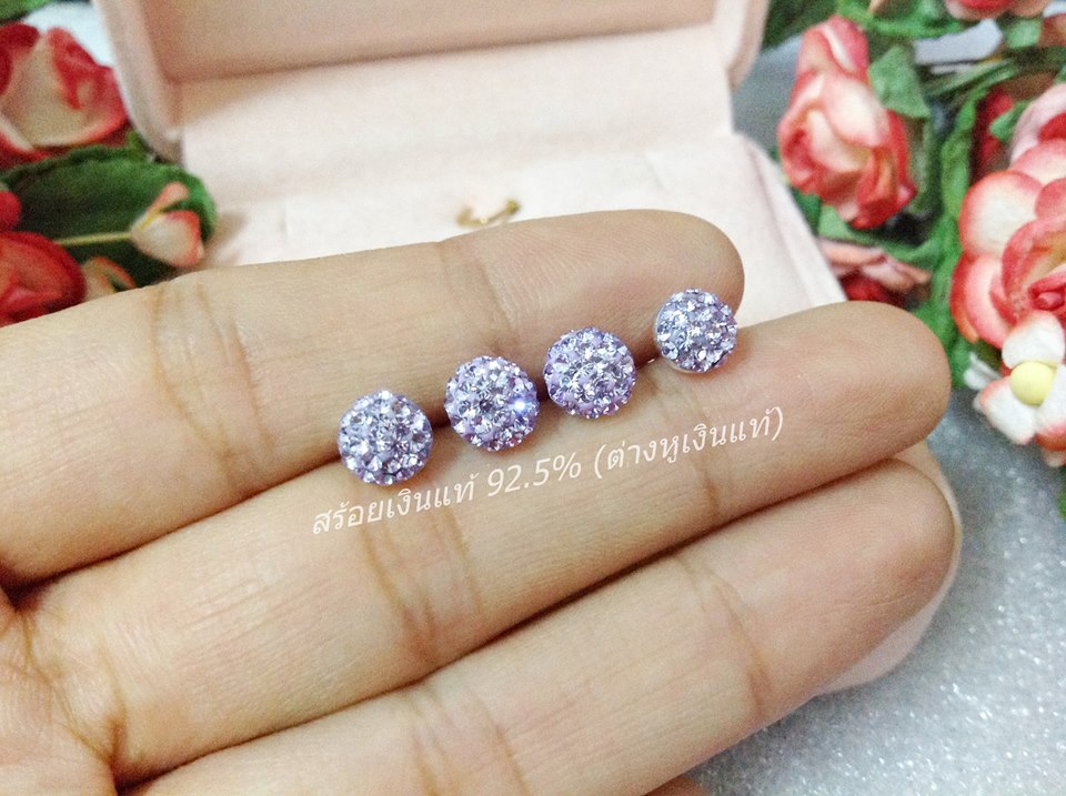 ต่างหูเงินแท้จิ๋ว บอลครึ่งประดับพลอยสีม่วง