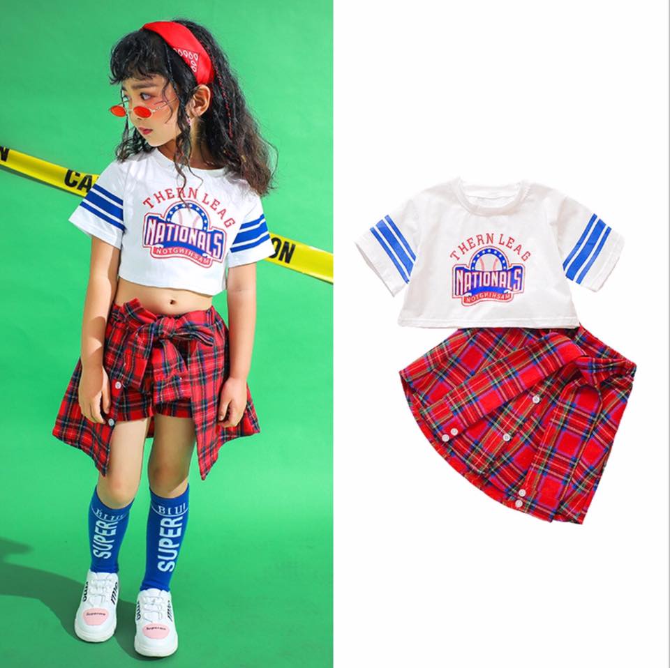 ชุดเต้น เสื้อแขนสั้นสีขาว+กางเกงสก๊อตแดง