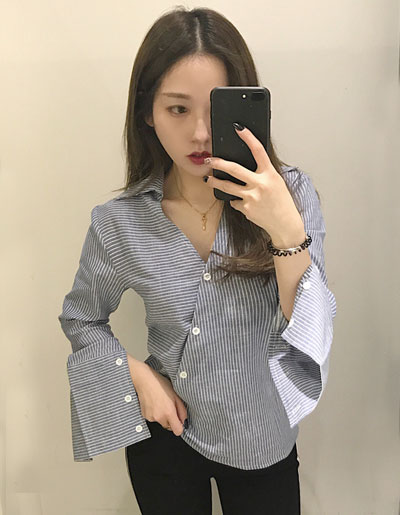 เสื้อเชิ๊ตผูหญิงแฟชั่นแต่งกระดุมหน้าเฉียง สไตล์สวยเก๋แบบเกาหลี รหัส 1757