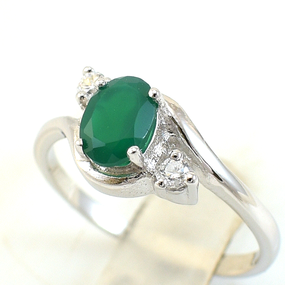 แหวนเงินแท้ราคาถูกชุบทองคำขาว พลอยแท้กรีนอะเกท 0.72 กะรัต เพชรCZ 0.08 กะรัต งานประณีตสวยงาม สั่งผลิตค่ะ