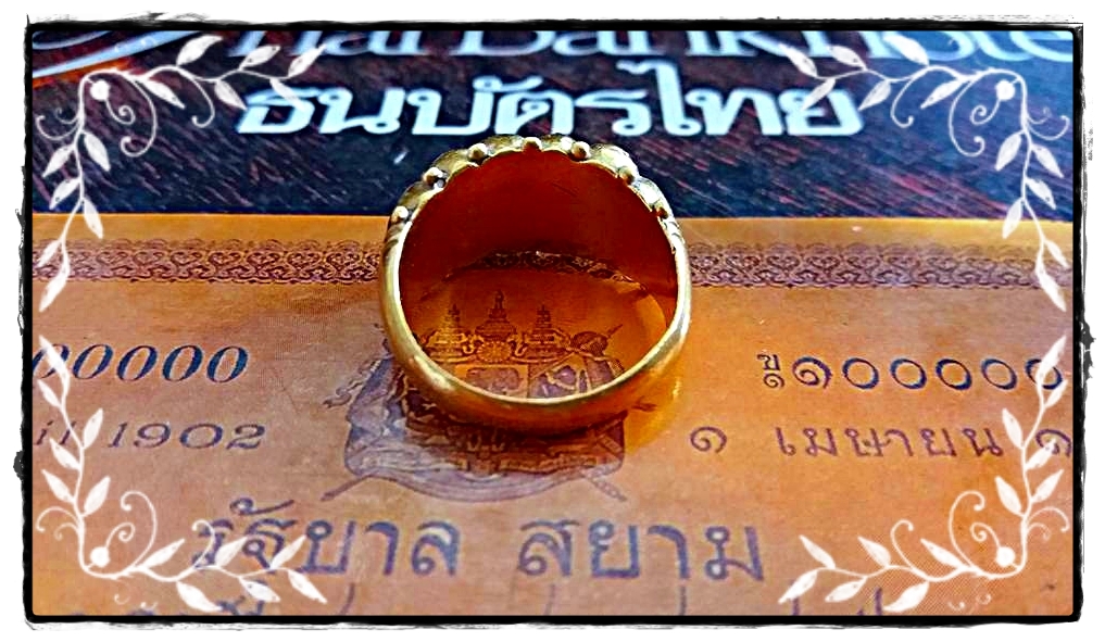 แหวนทองคำ เพชรซีก