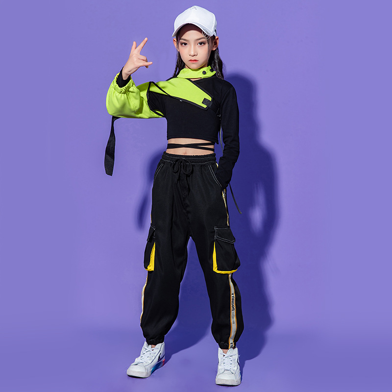 ชุดเต้น ชุดแดนซ์ ฮิปฮอป สีนีออน เสื้อสีดำ กางกงดำ