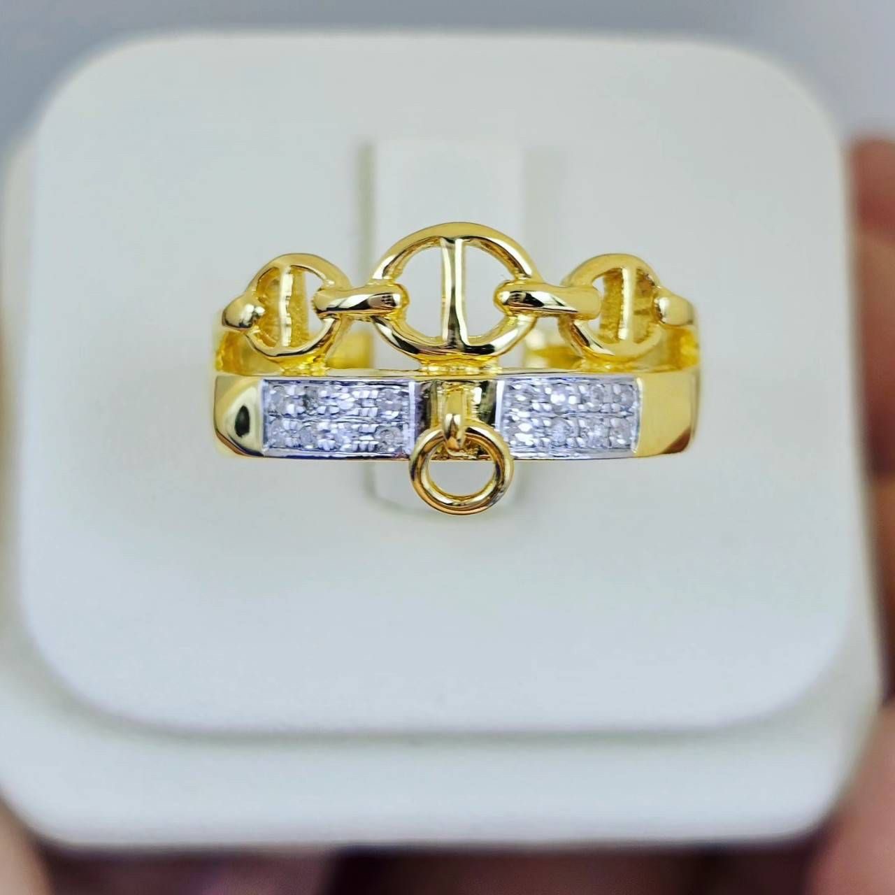 พร้อมส่งและสั่งผลิตแหวนเพชรแท้สไตล์แบรนด์เท่ๆ แหวนแต่งงาน แหวนหมั้น ใส่เที่ยว ออกงาน แหวนทองคำ 9K เพชรกุหลาบแท้ 0.08 กะรัต 16 เม็ด ราคาถูกมาก ส่งฟรี