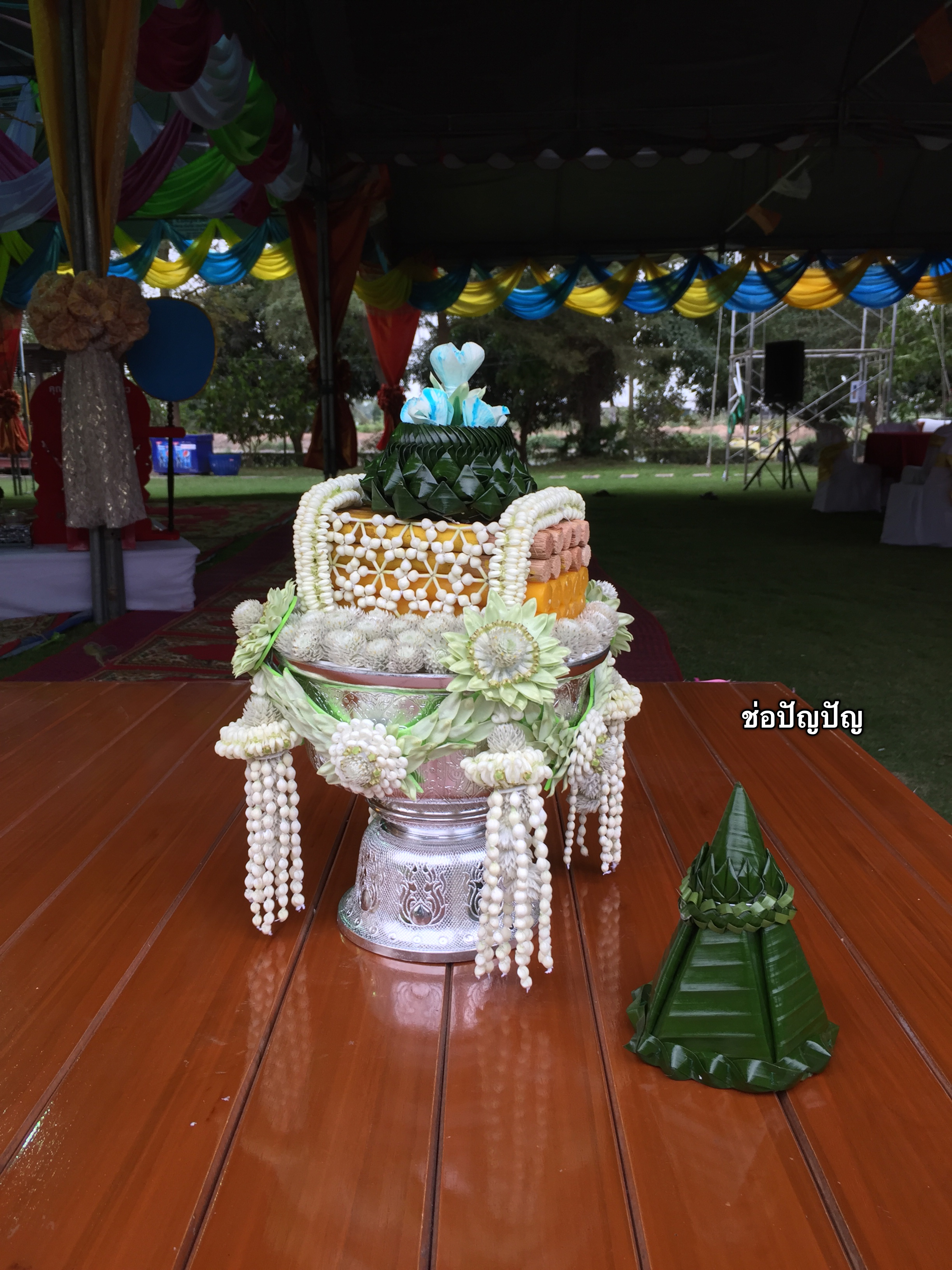 ชุดเครื่องบวชดอกไม้สด โทนสีฟ้า ส่งงานธีระฟาร์ม อ่างทอง