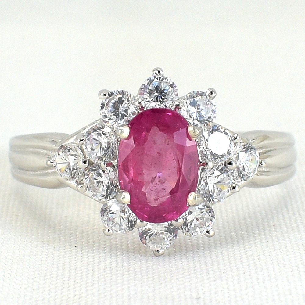 แหวนเงินแท้ราคาถูกชุบทองคำขาว ทับทิมแท้ 0.95 กะรัต งานประณีตสวยงาม สั่งผลิตค่ะ