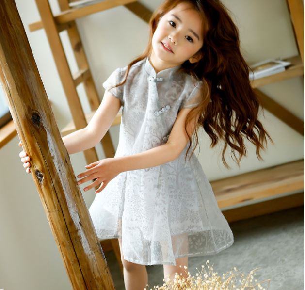 ชุดเดรสกี่เพ้า คอจีน คอป้าย สีเทา